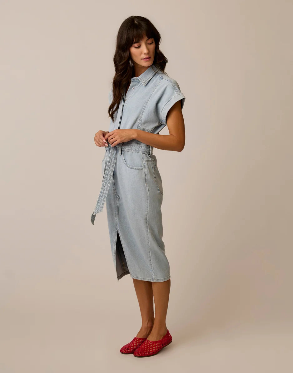 Franny Lightweight Denim Dress: Savannah