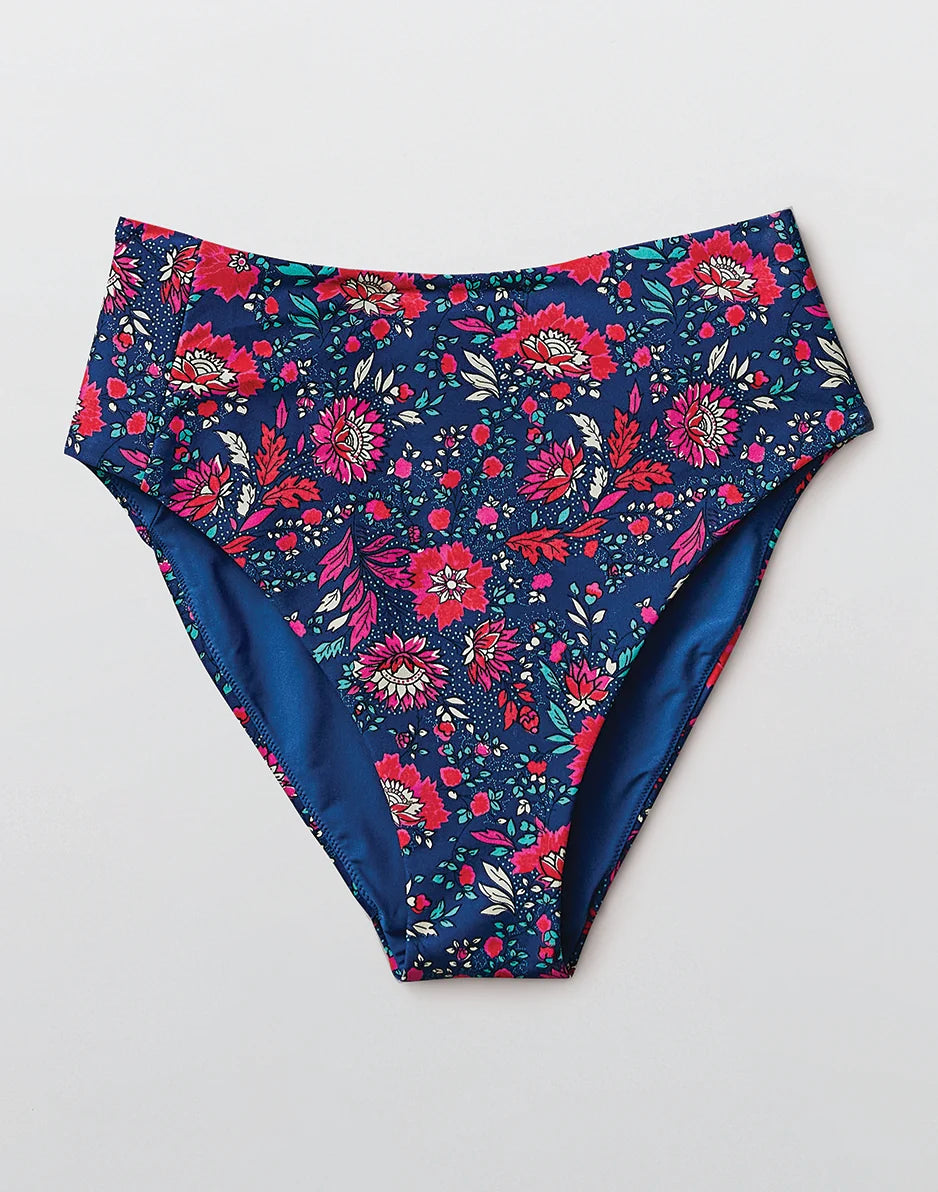 Lani Pocket Compression Bottom: Isla