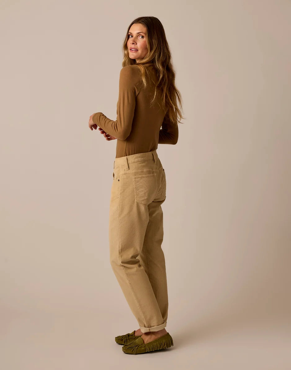 Lea Tissue Turtleneck: Walnut