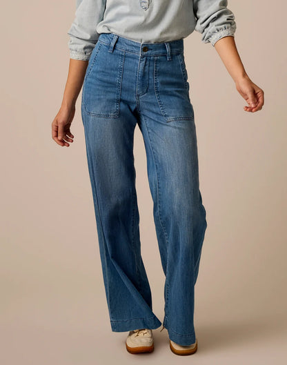 Farrah Lightweight Denim Wide Leg: Magnolia