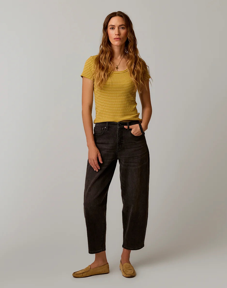 Dana Barrel Pant: Washed Black