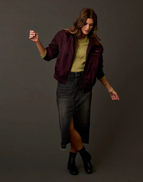 Atlas Denim Skirt: Washed Black