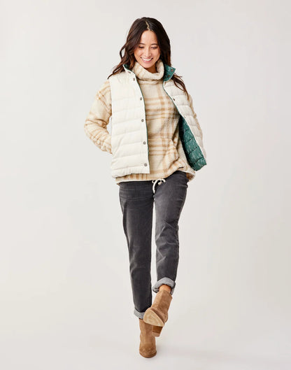 Baker Reversible Vest: Cilantro/Birch