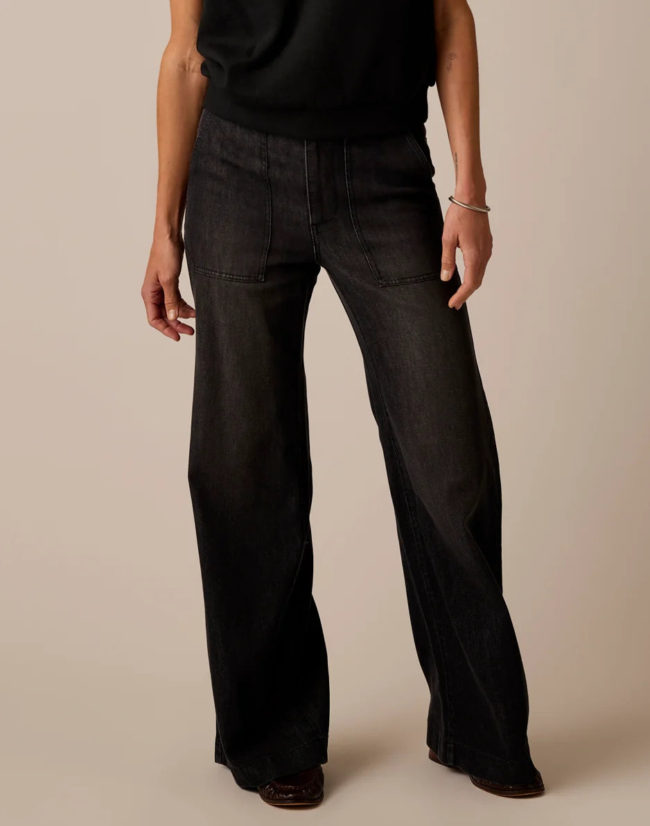 Farrah Lightweight Denim Wide Leg: Washed Black