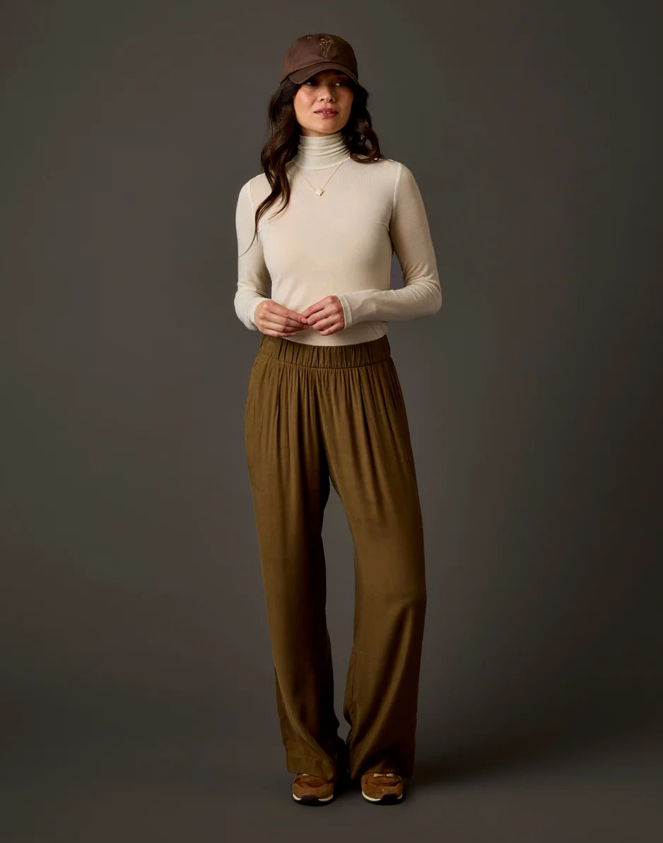 Lea Tissue Turtleneck: Birch