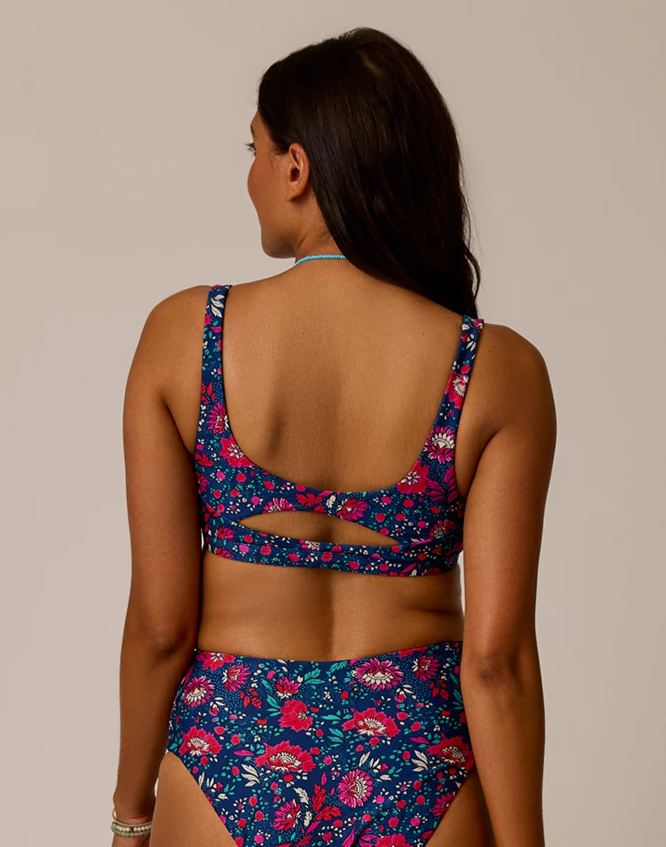 Korbyn Compression Top: Isla