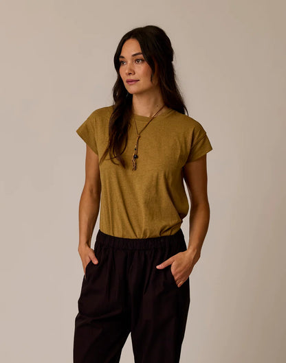 Astrid Hemp Tee: Golden