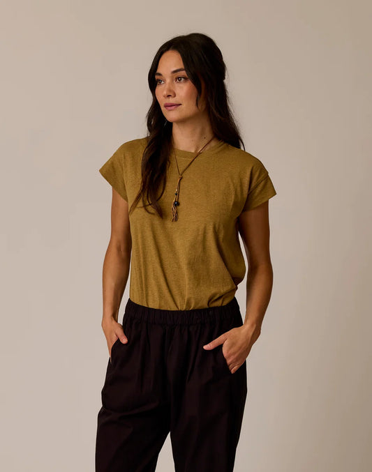Astrid Hemp Tee: Golden