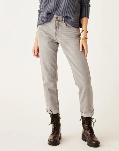 Carson Hi Rise Jean: Washed Grey