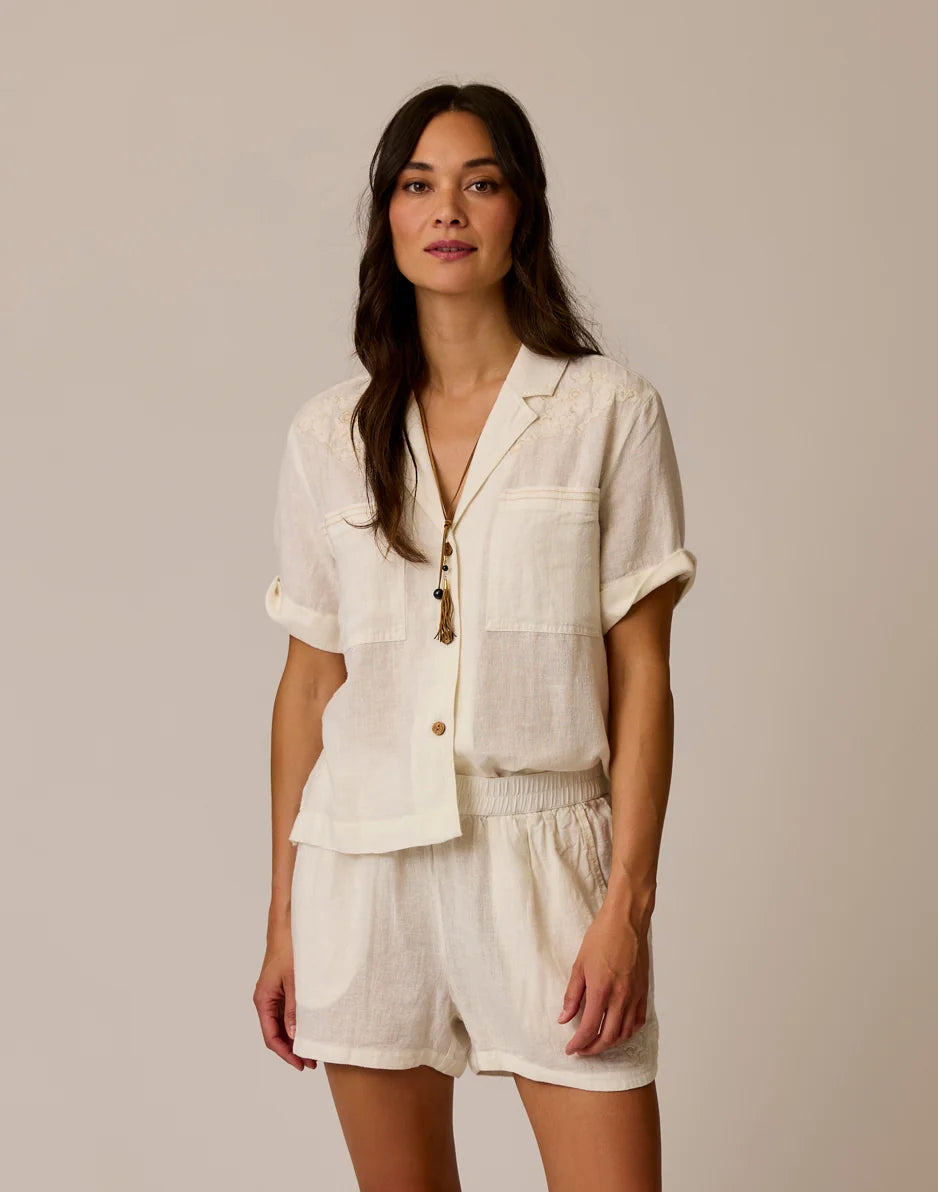Luca Linen Shirt: Cloud Chambray
