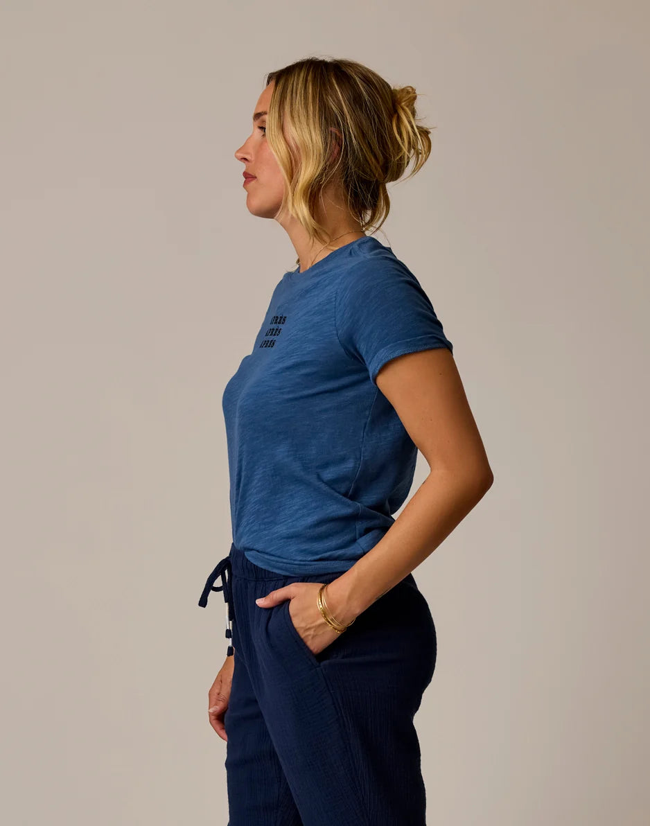 Cassidy Graphic Tee: Vintage Blue Apres