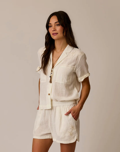 Luca Linen Shirt: Cloud Chambray