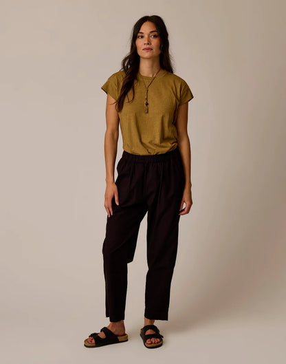 Astrid Hemp Tee: Golden