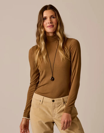 Lea Tissue Turtleneck: Walnut
