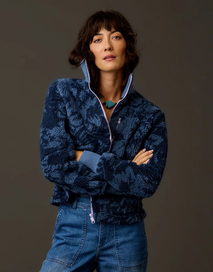 Cora Fleece Jacket: Dark Sapphire Wilds